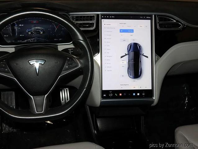 Photo of 2015 Blue Tesla Model S