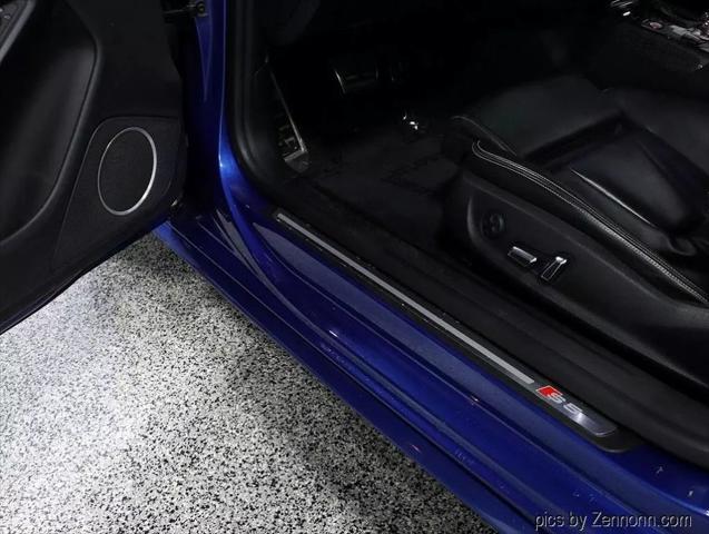 Photo of 2015 Blue Audi S5