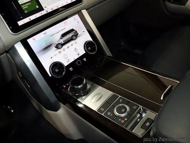 Photo of 2018 White Land Rover Range Rover