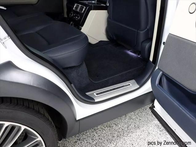 Photo of 2018 White Land Rover Range Rover