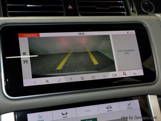 Photo of 2018 White Land Rover Range Rover