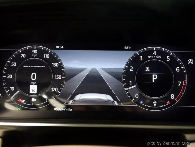 Photo of 2018 White Land Rover Range Rover