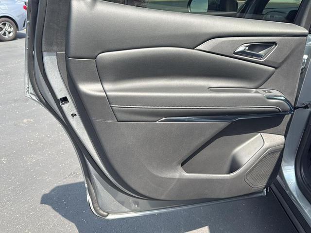 Photo of 2026 Sterling Gray Metallic Chevrolet Traverse
