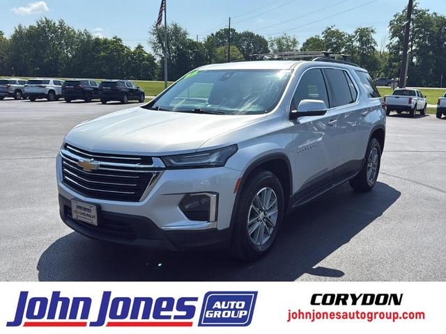 Photo of 2022 Silver Ice Metallic Chevrolet Traverse