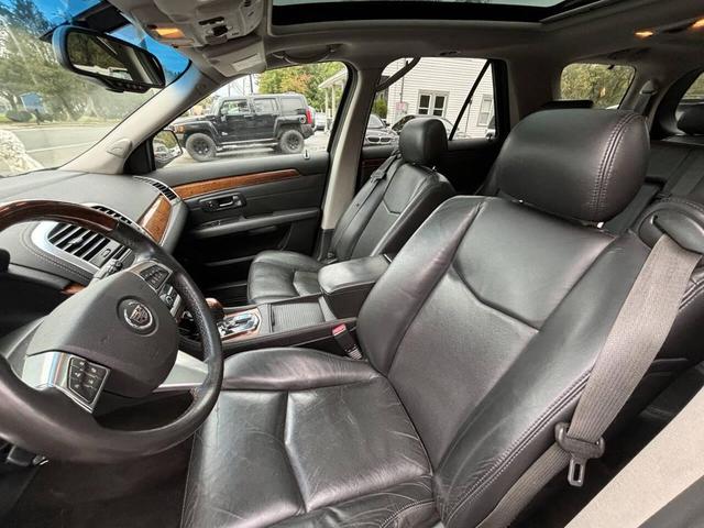 Photo of 2009 Black Cadillac SRX