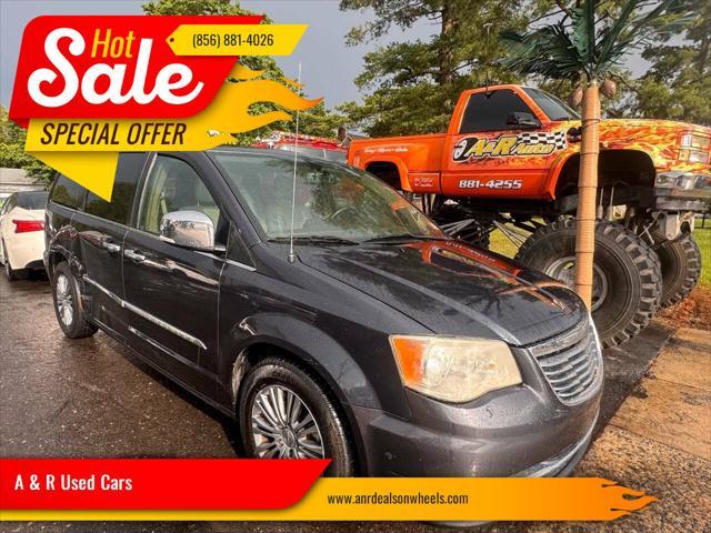2014 Chrysler Town & Country