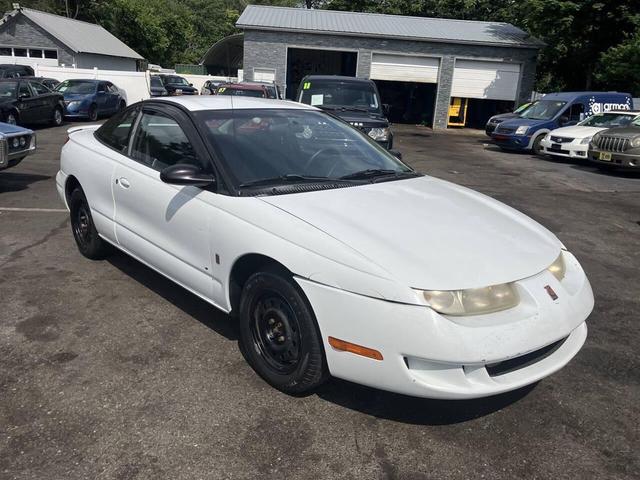Photo of 1998 White Saturn SC