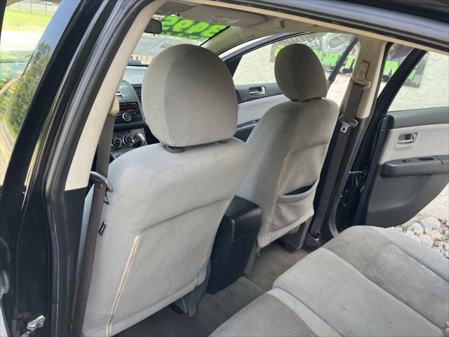 Photo of 2012 Black Nissan Sentra