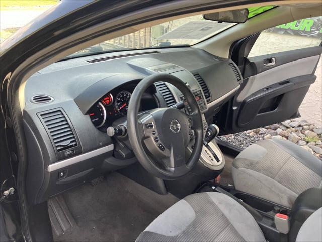 Photo of 2012 Black Nissan Sentra