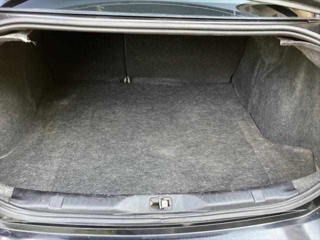 Photo of 2012 Black Nissan Sentra