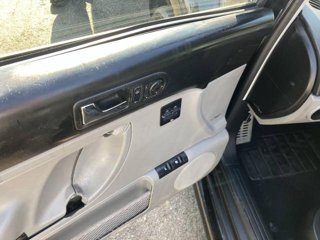 Photo of 1998 Black Volkswagen New Beetle