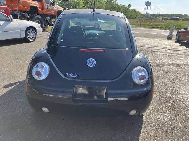 Photo of 1998 Black Volkswagen New Beetle