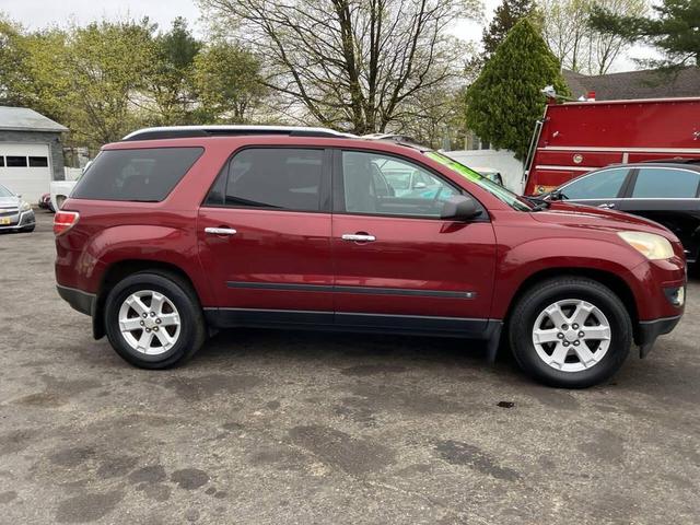 Photo of 2008 Burgundy Saturn Outlook