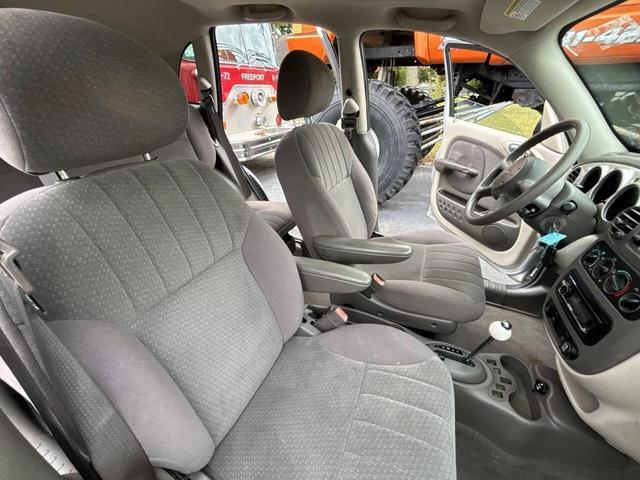 Photo of 2003 Bright Silver Metallic Clearcoat Chrysler PT Cruiser