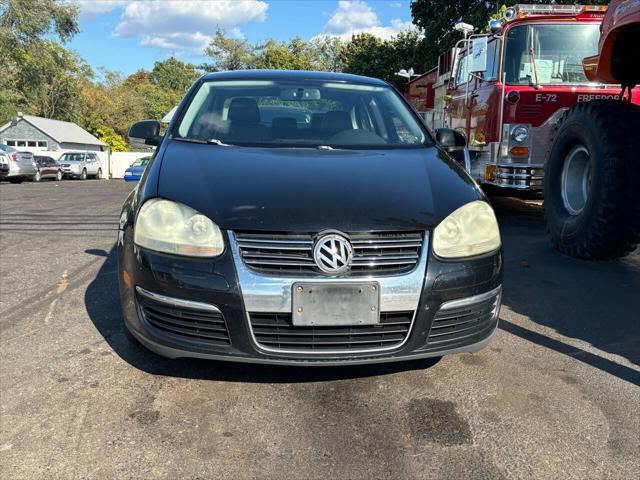 Photo of 2008 Black Volkswagen Jetta