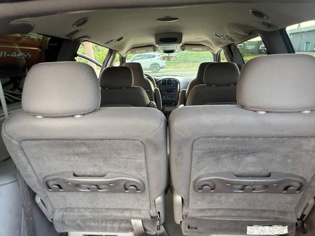 Photo of 2003 Blue Chrysler Town & Country