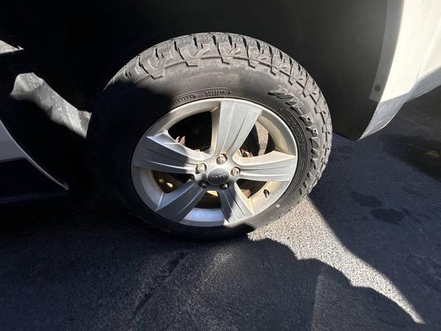 Photo of 2013 Bright White Clearcoat Jeep Patriot