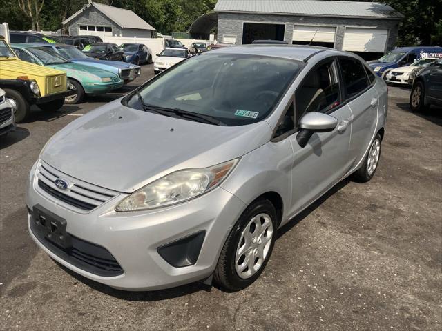 Photo of 2013 Ingot Silver Metallic Ford Fiesta