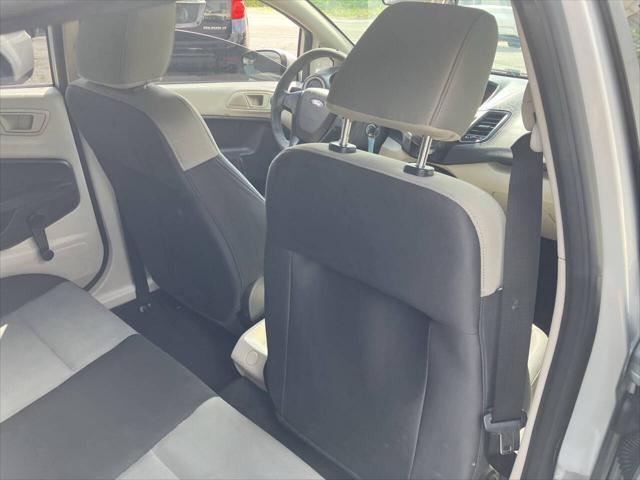 Photo of 2013 Ingot Silver Metallic Ford Fiesta
