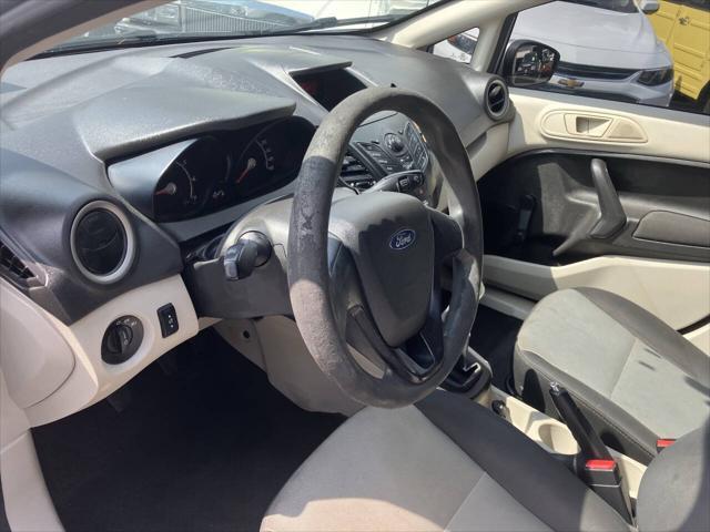 Photo of 2013 Ingot Silver Metallic Ford Fiesta