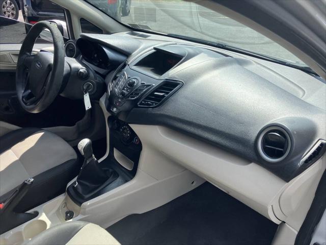 Photo of 2013 Ingot Silver Metallic Ford Fiesta