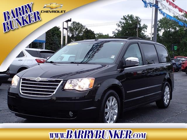 2010 Chrysler Town & Country