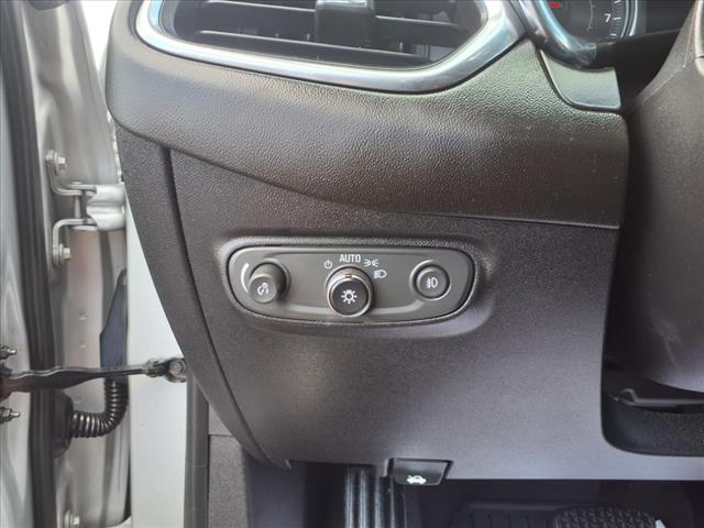 Photo of 2019 Silver Ice Metallic Chevrolet Equinox