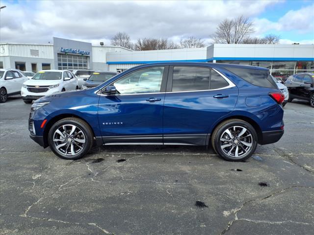 Photo of 2022 Blue Chevrolet Equinox