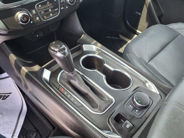 Photo of 2020 Silver Ice Metallic Chevrolet Traverse