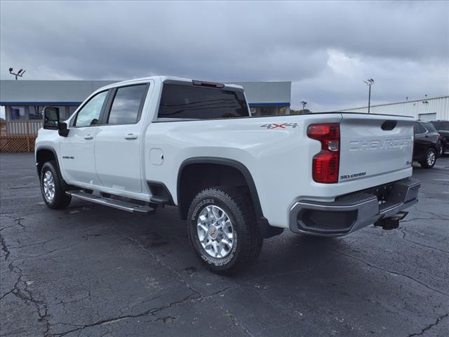 Photo of 2022 Iridescent Pearl Tricoat Chevrolet Silverado 2500