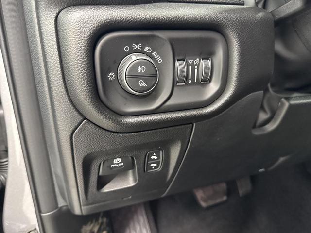Photo of 2025 Billet Silver Metallic Clearcoat RAM 1500
