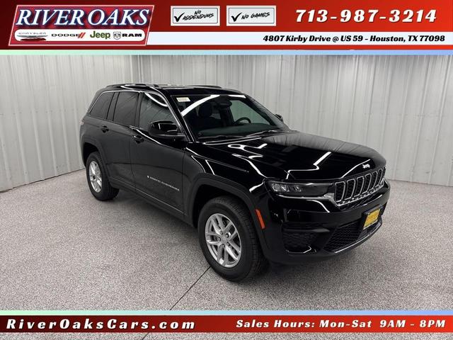 Photo of 2025 Diamond Black Jeep Grand Cherokee