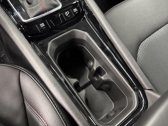 Photo of 2025 Diamond Black Jeep Compass