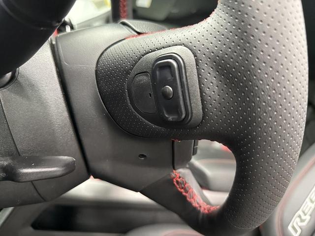 Photo of 2025 Diamond Black RAM 1500