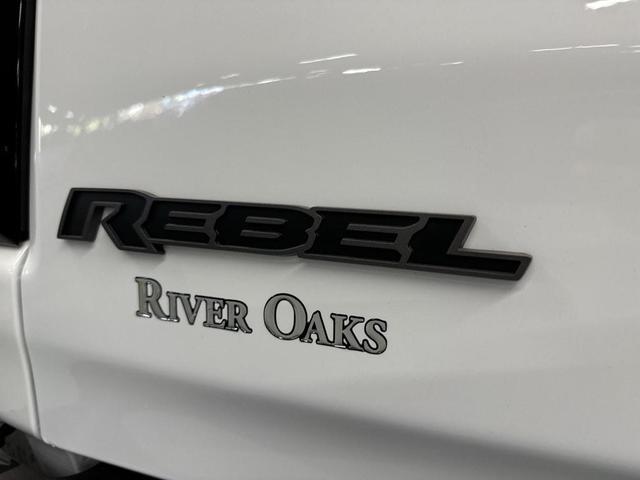 Photo of 2025 Bright White Clearcoat RAM 1500