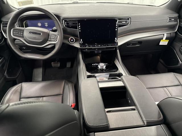 Photo of 2025 Bright White Clearcoat Jeep Wagoneer
