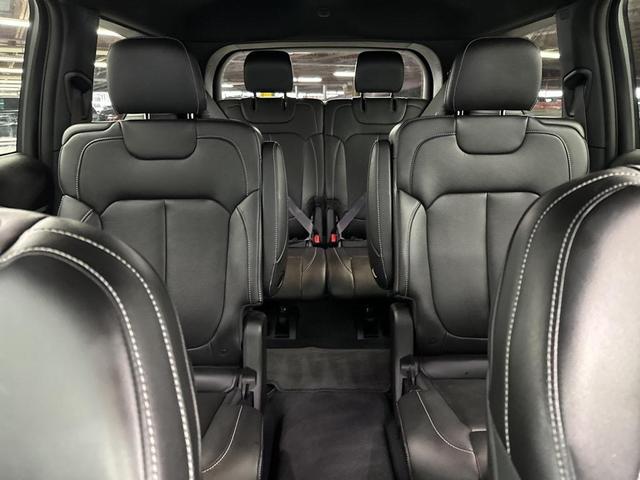 Photo of 2024 Bright White Clearcoat Jeep Grand Cherokee L