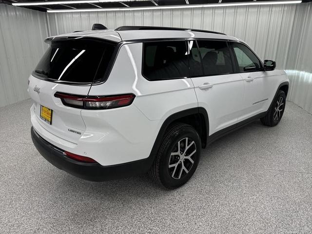 Photo of 2024 Bright White Clearcoat Jeep Grand Cherokee L