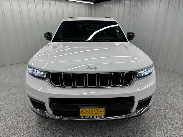 Photo of 2024 Bright White Clearcoat Jeep Grand Cherokee L