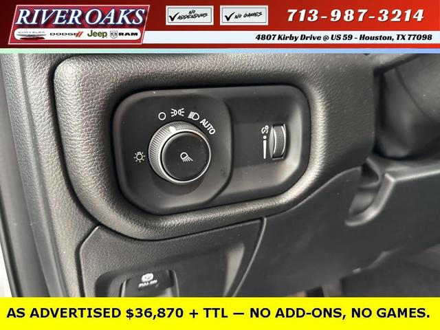 Photo of 2025 Bright White Clearcoat RAM 1500