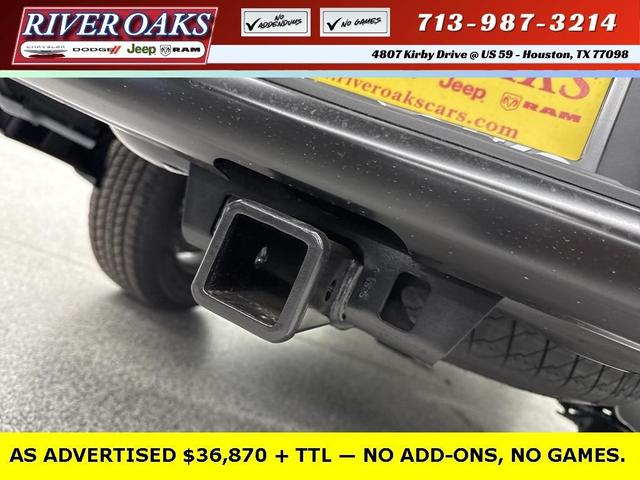 Photo of 2025 Bright White Clearcoat RAM 1500