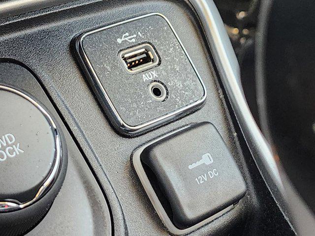 Photo of 2020 Redline Pearlcoat Jeep Compass