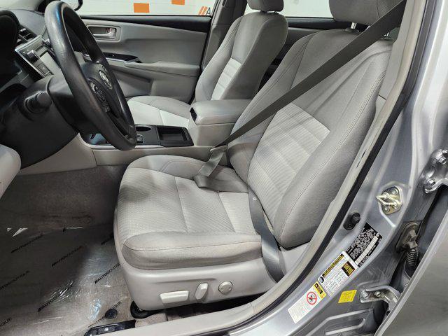 Photo of 2015 Celestial Silver Metallic Toyota Camry