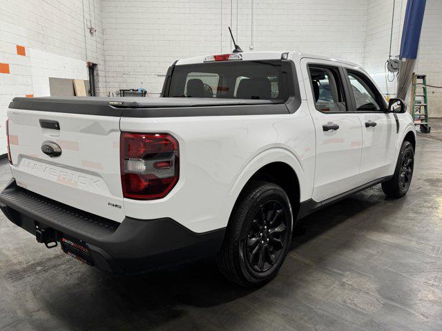 Photo of 2024 Oxford White Ford Maverick