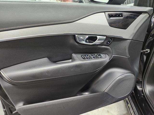 Photo of 2021 Onyx Black Metallic Volvo XC90