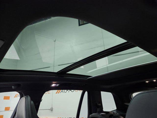 Photo of 2021 Onyx Black Metallic Volvo XC90