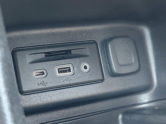 Photo of 2021 Midnight Blue Metallic Chevrolet Equinox