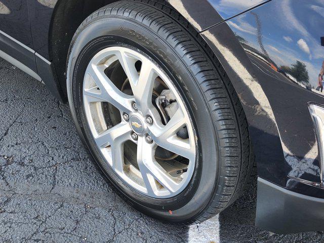 Photo of 2021 Midnight Blue Metallic Chevrolet Equinox