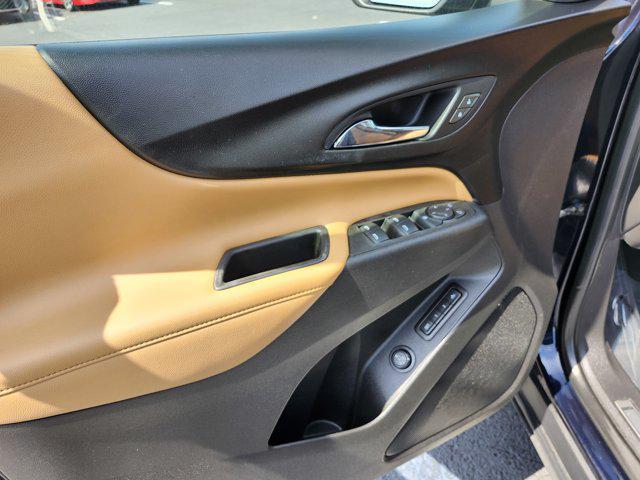 Photo of 2021 Midnight Blue Metallic Chevrolet Equinox