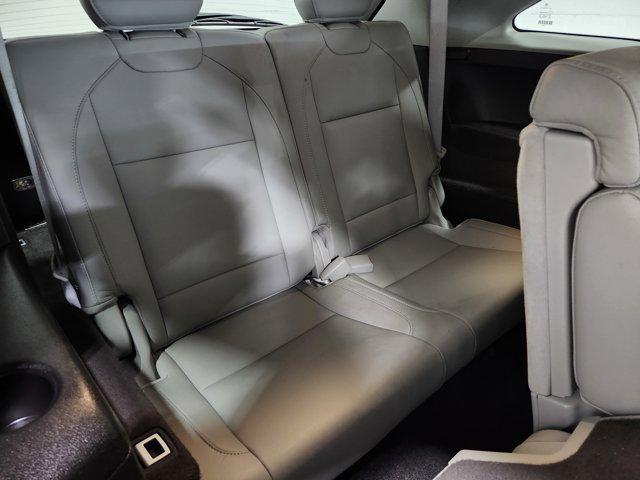 Photo of 2017 Fathom Blue Pearl Acura MDX